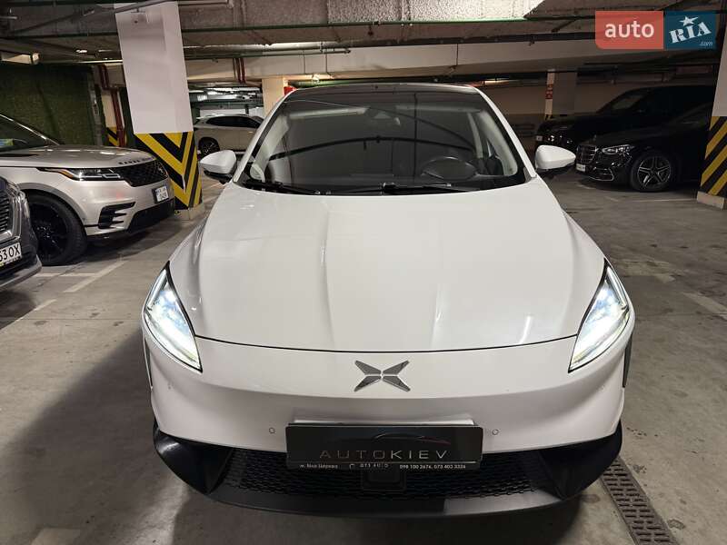 Внедорожник / Кроссовер Xpeng G3 2019 в Киеве