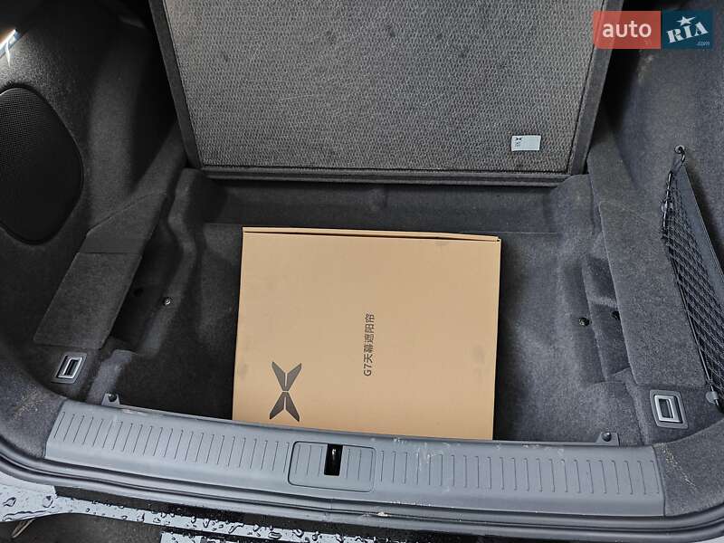 Внедорожник / Кроссовер Xpeng G7 2025 в Киеве