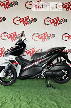 Максі-скутер Yamaha Aerox 2023 в Царичанці