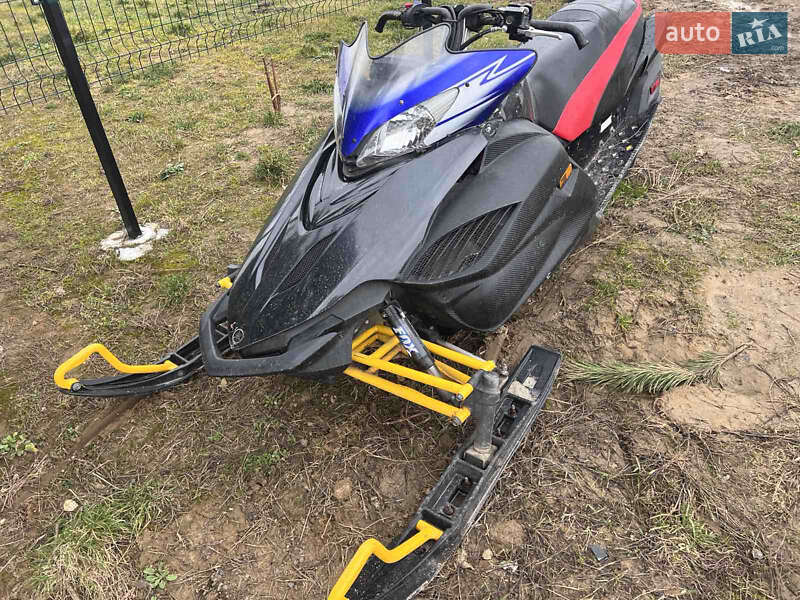 Снегомопеды и снегоскутеры Yamaha Apex 2010 в Городке