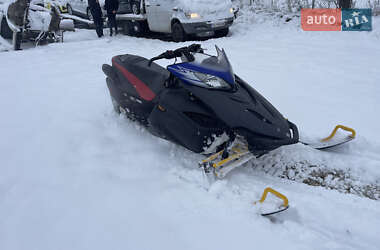 Горные снегоходы Yamaha Apex 2010 в Львове
