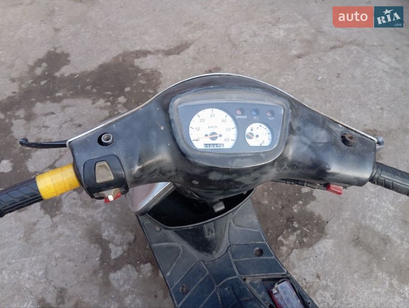 Вантажні моторолери, мотоцикли, скутери, мопеди Yamaha Basic Jog 2005 в Острозі фото 4 Вантажні моторолери, мотоцикли, скутери, мопеди Yamaha Basic Jog 2005 в Острозі