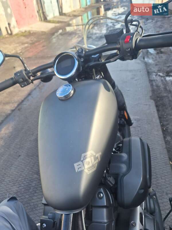 Мотоцикл Круизер Yamaha Bolt 2014 в Черноморске фото 11 Мотоцикл Круизер Yamaha Bolt 2014 в Черноморске