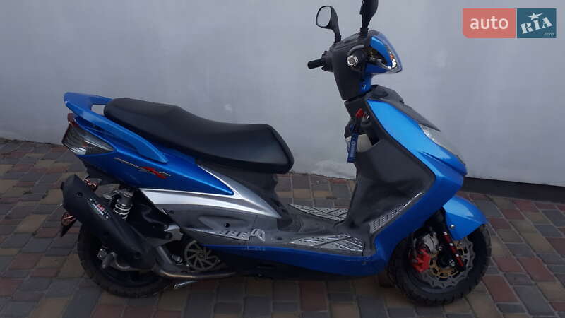 Максі-скутер Yamaha Cygnus 2007 в Мерефа фото 4 Максі-скутер Yamaha Cygnus 2007 в Мерефа