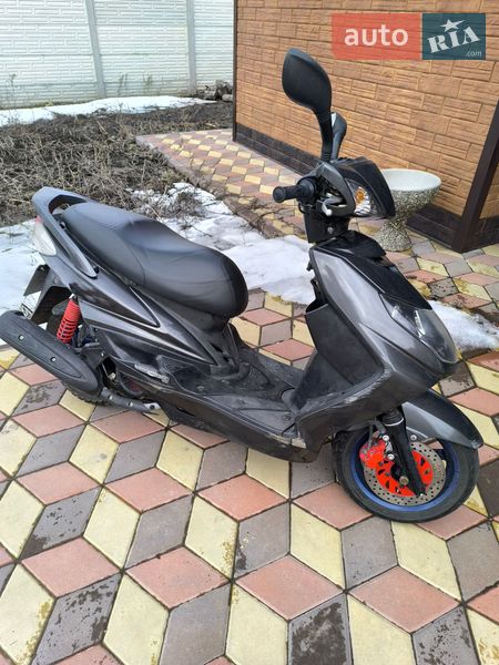 Скутер Yamaha Cygnus 2015 в Пирятине