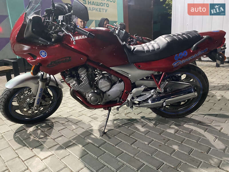 Мотоцикл Спорт-туризм Yamaha Diversion 2001 в Новом Буге