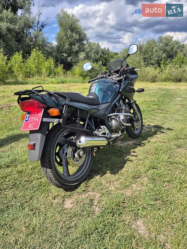 Спортбайк Yamaha Diversion 2000 в Луцьку
