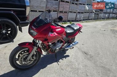 Мотоцикл Спорт-туризм Yamaha Diversion 2000 в Корце