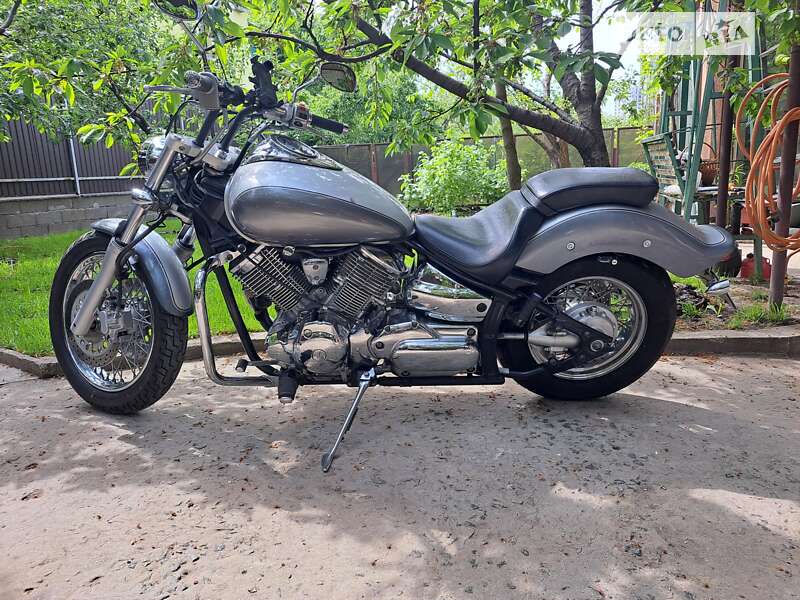 Yamaha v best sale star 1000