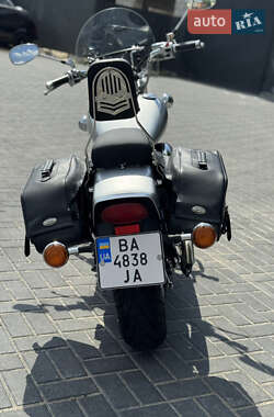 Мотоцикл Круизер Yamaha Drag Star 650 2005 в 