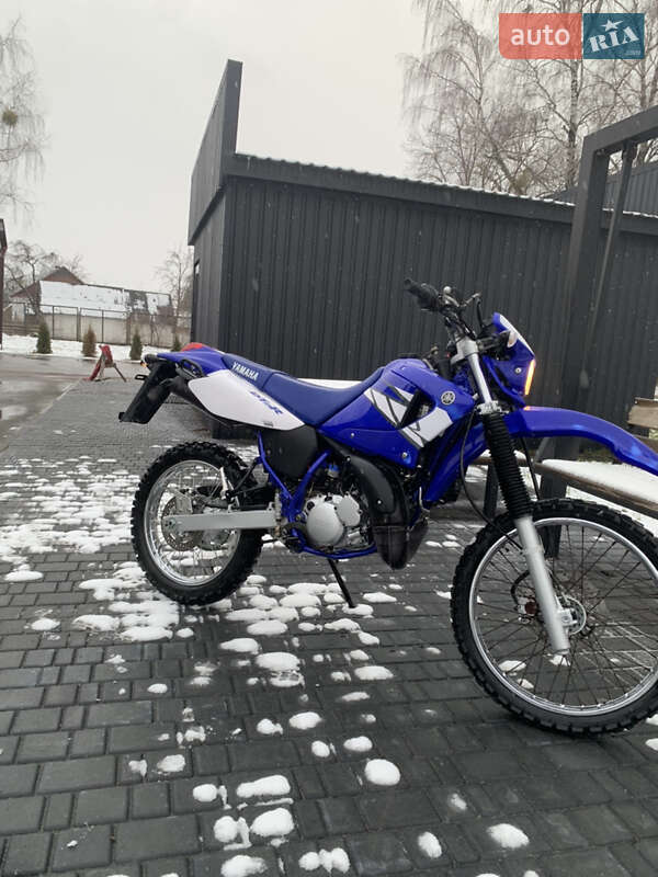 Мотоцикл Кросс Yamaha DT 2004 в Емильчине