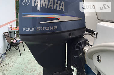 Лодка Yamaha F 2000 в Каменец-Подольском