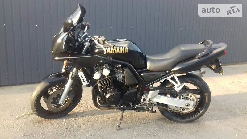 Yamaha Fazer 2001 года