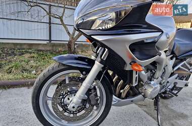 Мотоцикл Спорт-туризм Yamaha Fazer 2004 в 