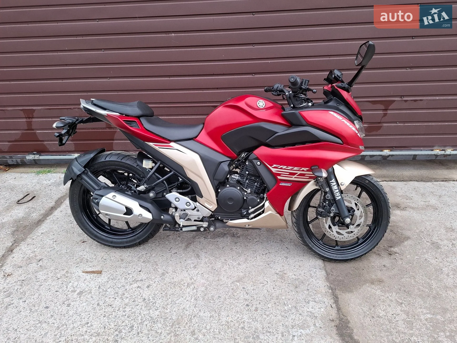 Yamaha Fazer 2002 VIN JYARJ025000006147 фото оголошення 3 з 6