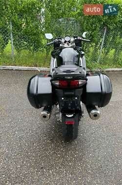 Мотоцикл Спорт-туризм Yamaha FJR 1300 2009 в 