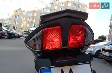 Мотоцикл Многоцелевой (All-round) Yamaha FJR 1300 2013 в  фото 10 Мотоцикл Многоцелевой (All-round) Yamaha FJR 1300 2013 в