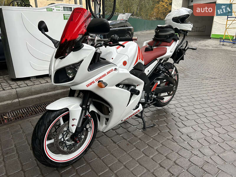 Мотоцикл Спорт-туризм Yamaha FZ-1 2008 в Тернополе