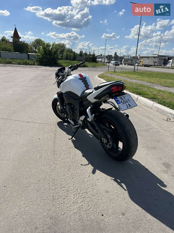 Мотоцикл Без обтекателей (Naked bike) Yamaha FZ-1 2008 в Полтаве
