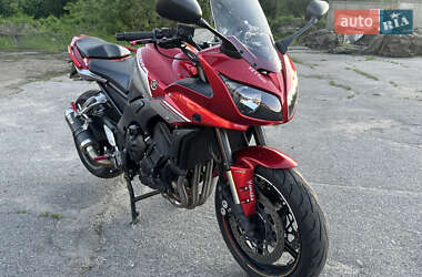 Мотоцикл Спорт-туризм Yamaha FZ-1 2011 в 