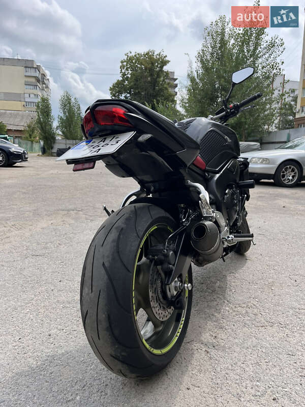 Мотоцикл Без обтекателей (Naked bike) Yamaha FZ-1 2011 в Вишневом