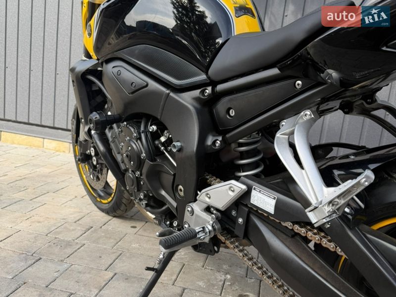 Мотоцикл Без обтекателей (Naked bike) Yamaha FZ-1 2010 в Новомосковске