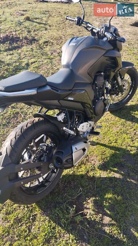 Мотоцикл Без обтекателей (Naked bike) Yamaha FZ 250 2022 в Десне фото 5 Мотоцикл Без обтекателей (Naked bike) Yamaha FZ 250 2022 в Десне