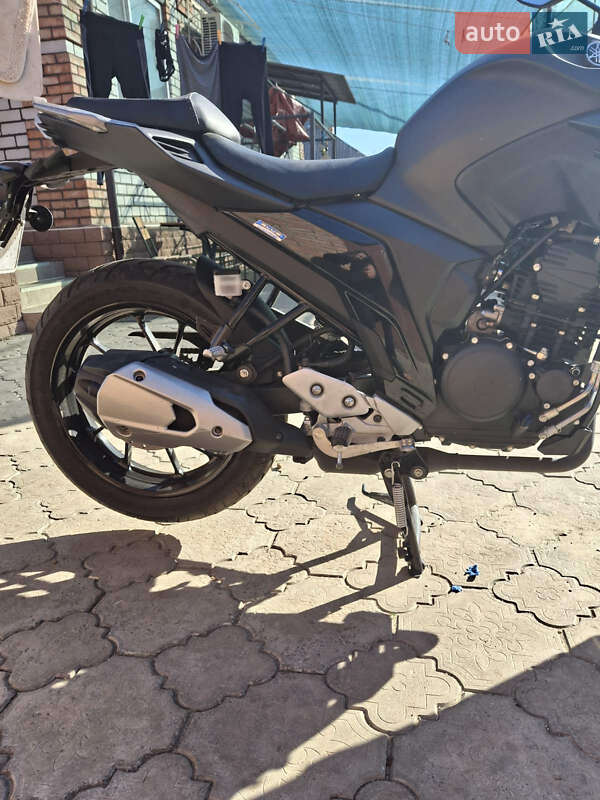 Мотоцикл Классік Yamaha FZ 250 2022 в Дніпрі