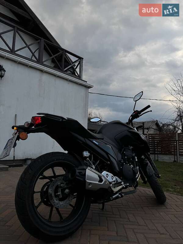 Мотоцикл Без обтекателей (Naked bike) Yamaha FZ 25 2021 в Чернигове
