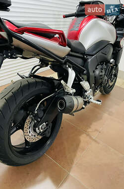 Мотоцикл Спорт-туризм Yamaha FZ1 Fazer 2013 в 