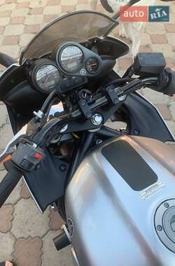 Мотоцикл Спорт-туризм Yamaha FZ1 Fazer 2003 в 