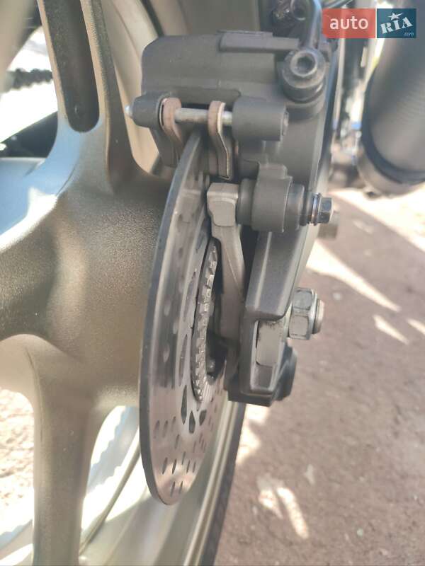 Мотоцикл Спорт-туризм Yamaha FZ1 Fazer 2011 в Прилуках