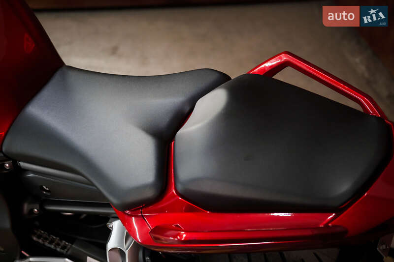 Мотоцикл Без обтікачів (Naked bike) Yamaha FZ1 Fazer 2008 в Дніпрі фото 15 Мотоцикл Без обтікачів (Naked bike) Yamaha FZ1 Fazer 2008 в Дніпрі