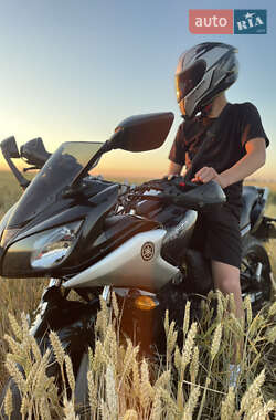 Мотоцикл Туризм Yamaha FZ1 Fazer 2011 в Новом Калинове