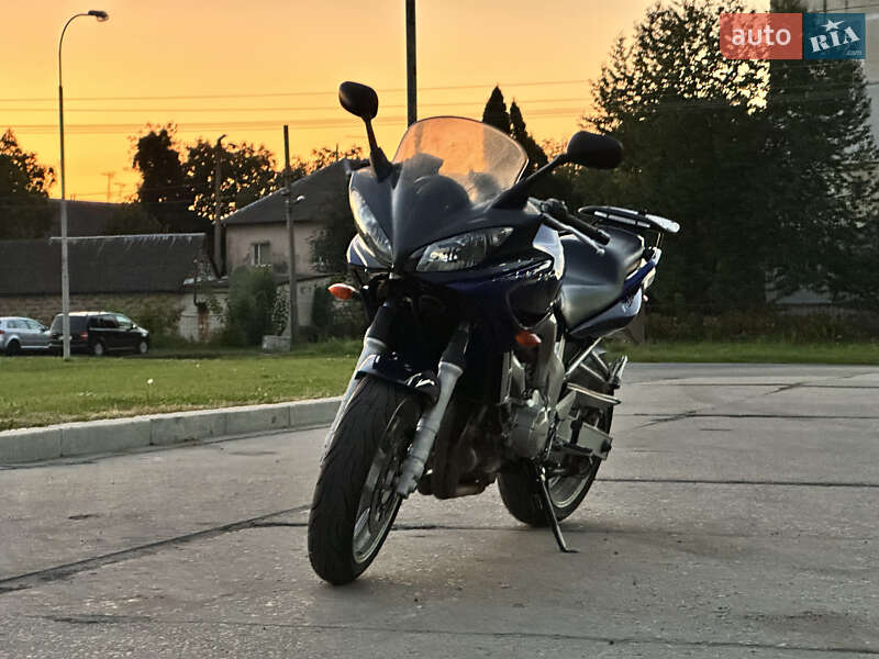 Yamaha FZ6 Fazer 2005