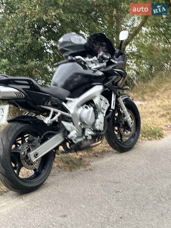 Мотоцикл Спорт-туризм Yamaha FZ6 Fazer 2006 в Козині