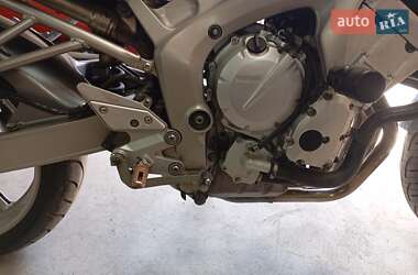 Вантажні моторолери, мотоцикли, скутери, мопеди Yamaha FZ6 Fazer 2005 в 
