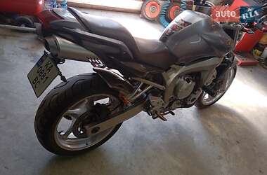 Вантажні моторолери, мотоцикли, скутери, мопеди Yamaha FZ6 Fazer 2005 в 