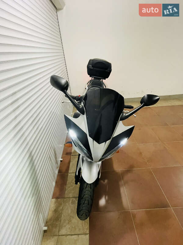 Мотоцикл Спорт-туризм Yamaha FZ6 Fazer 2009 в Киеве