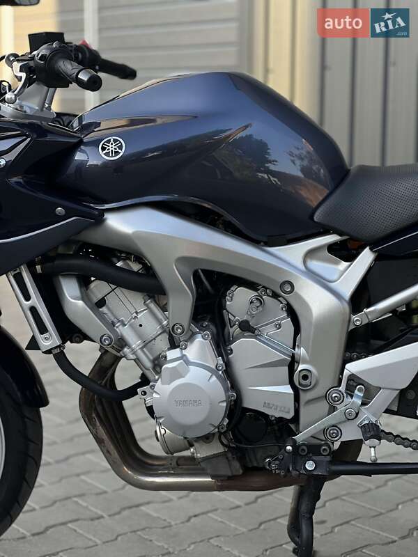 Мотоцикл Спорт-туризм Yamaha FZ6 Fazer 2004 в Млинове