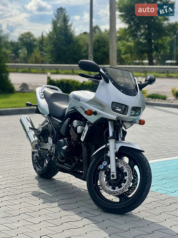 Yamaha FZ6 Fazer 2002