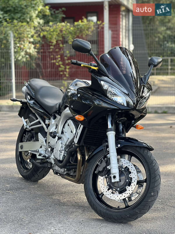 Yamaha FZ6 Fazer 2006