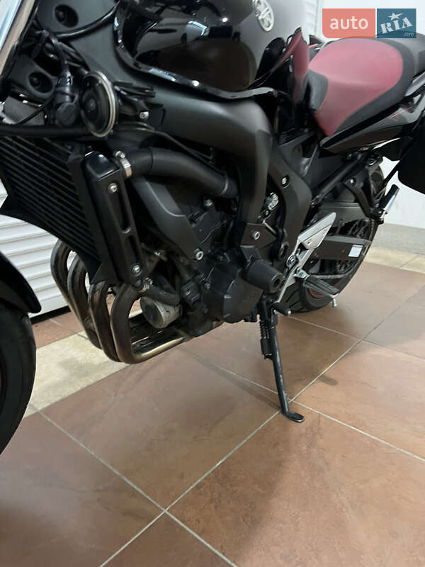 Мотоцикл Без обтекателей (Naked bike) Yamaha FZ6 Fazer 2010 в Киеве