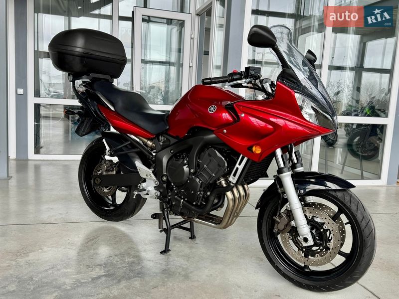 Yamaha FZ6 Fazer 2006 Yamaha FZ6 Fazer 2006