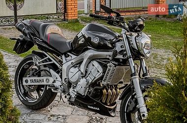 Мотоцикл Спорт-туризм Yamaha FZ6 Fazer 2004 в Мукошині