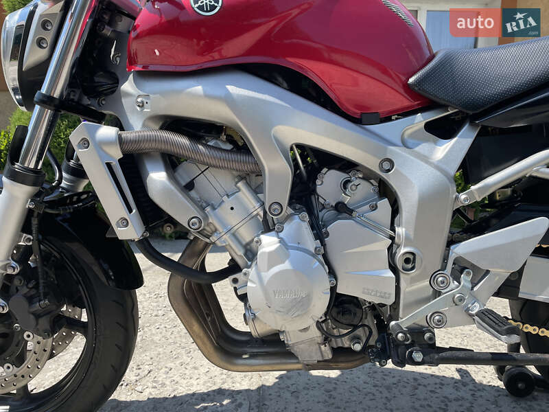 Мотоцикл Без обтікачів (Naked bike) Yamaha FZ6 N 2004 в Славуті