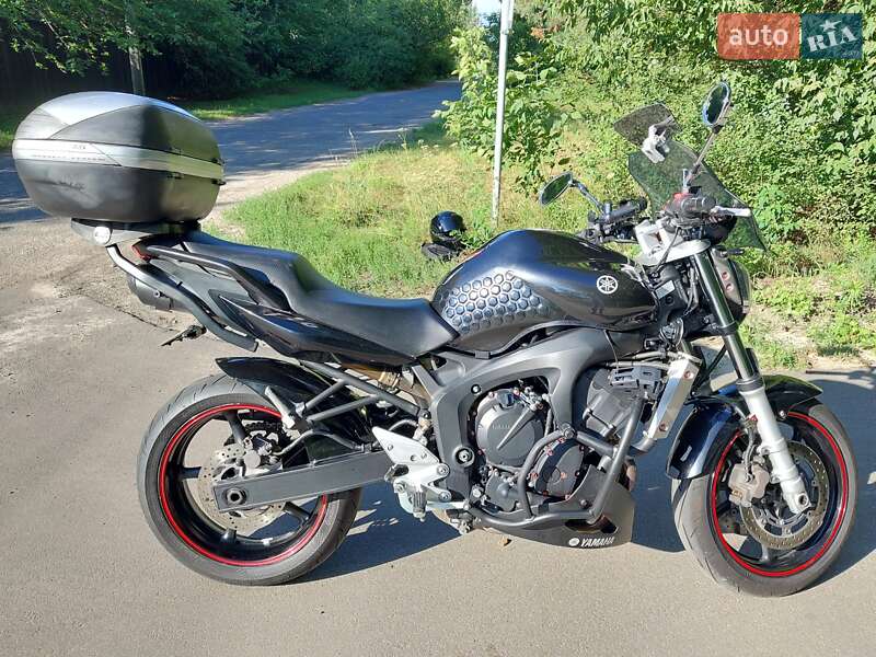 Yamaha FZ6 N 2005