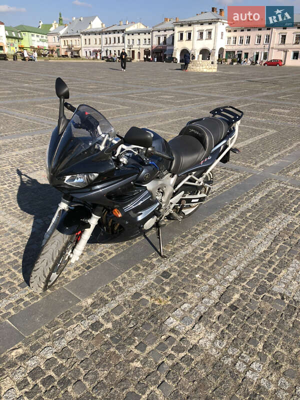 Мотоцикл Спорт-туризм Yamaha FZ6 S 2004 в Жовкве