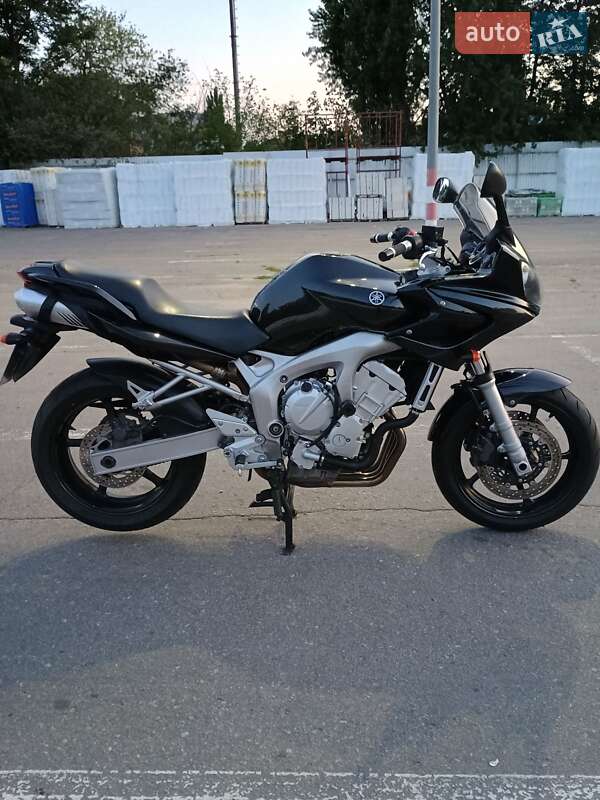 Мотоцикл Спорт-туризм Yamaha FZ6 S 2005 в Кременчуці