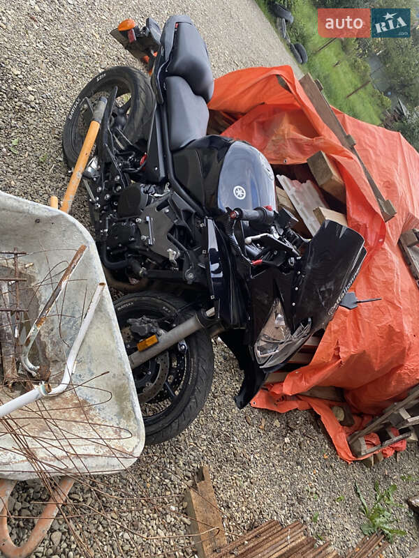 Yamaha FZ6 S 2009